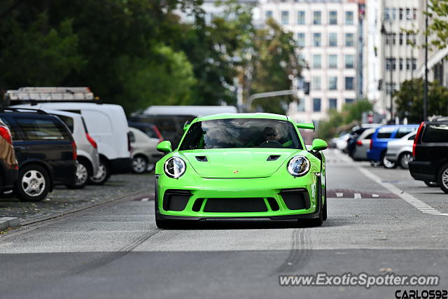 Porsche 911 GT3 spotted in Warsaw, Poland