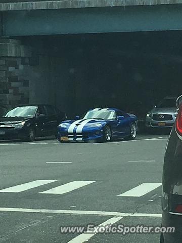 Dodge Viper spotted in Roslyn, New York