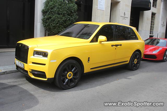 Rolls-Royce Cullinan spotted in Paris, France