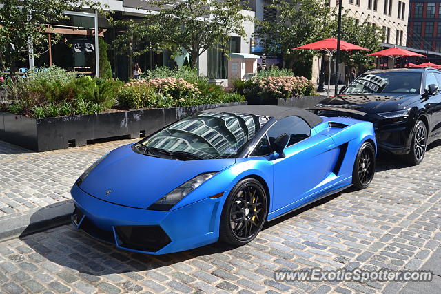 Lamborghini Gallardo spotted in Manhattan, New York