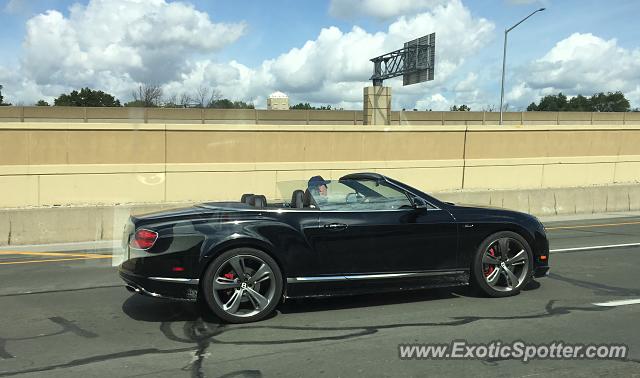 Bentley Continental spotted in Milwaukee, Wisconsin
