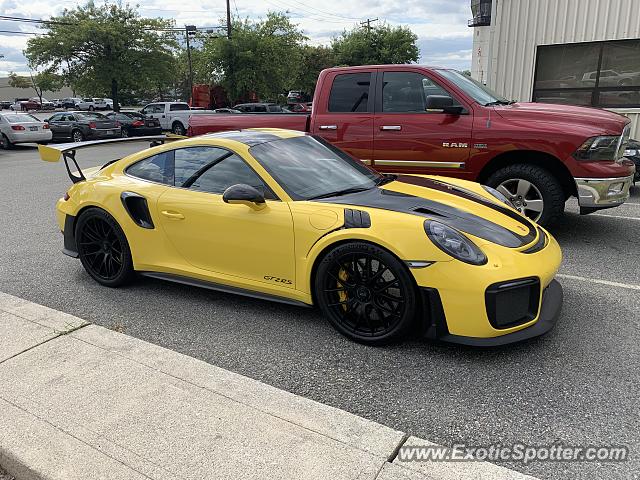 Porsche 911 GT2 spotted in Fairfield, New Jersey