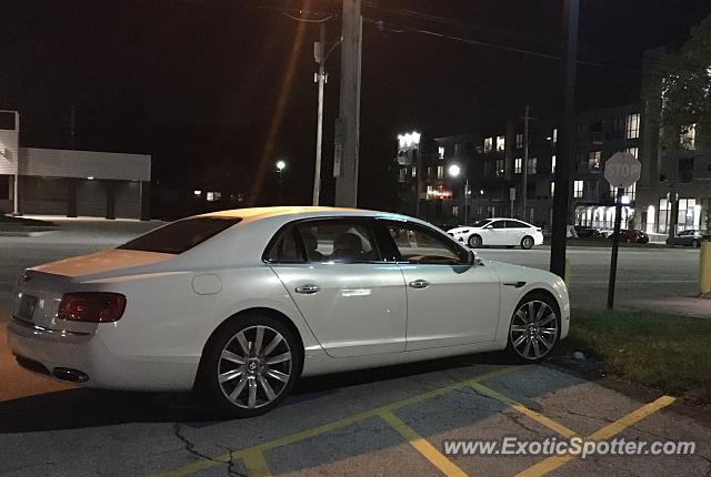 Bentley Flying Spur spotted in Des Moines, Iowa