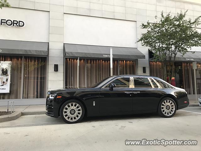 Rolls-Royce Phantom spotted in Houston, Texas