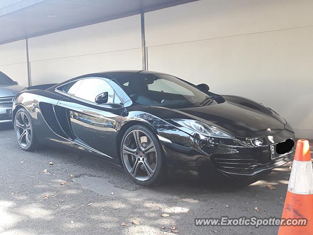 Mclaren MP4-12C spotted in Jakarta, Indonesia