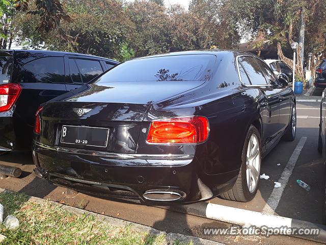 Bentley Flying Spur spotted in Jakarta, Indonesia