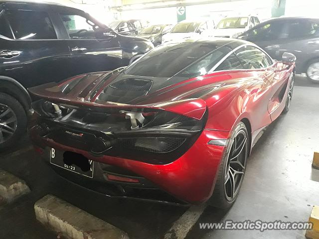 Mclaren 720S spotted in Jakarta, Indonesia