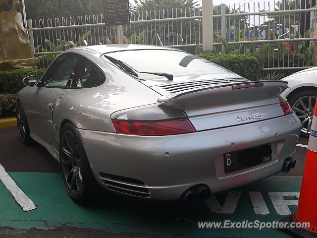 Porsche 911 Turbo spotted in Jakarta, Indonesia