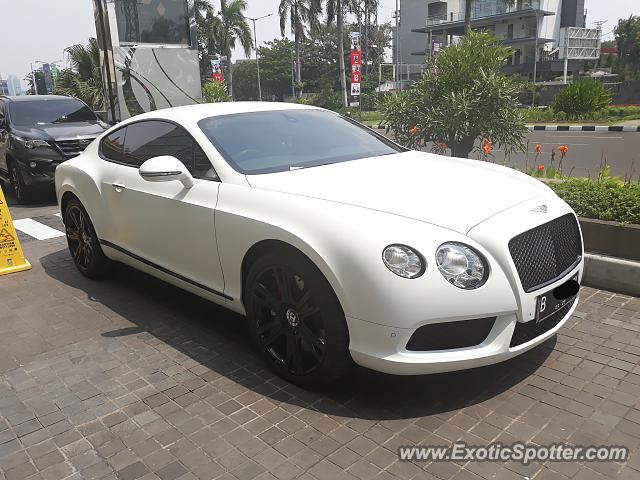 Bentley Continental spotted in Jakarta, Indonesia