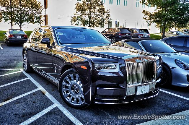 Rolls-Royce Phantom spotted in New Albany, Ohio