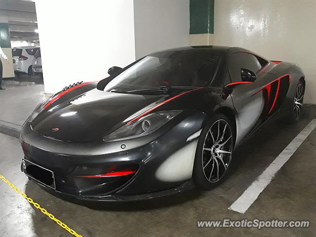 Mclaren MP4-12C spotted in Jakarta, Indonesia