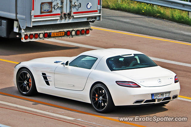 Mercedes SLS AMG spotted in Stuhr, Germany
