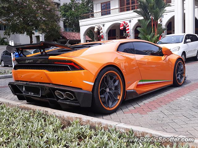 Lamborghini Huracan spotted in Jakarta, Indonesia
