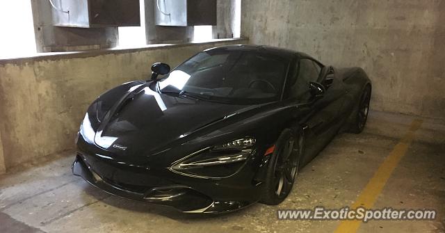 Mclaren 720S spotted in Chicago, Illinois