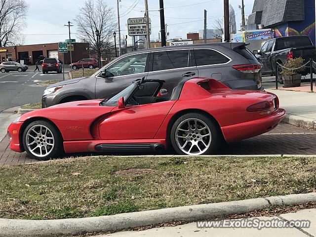 Dodge Viper spotted in Charlotte, North Carolina