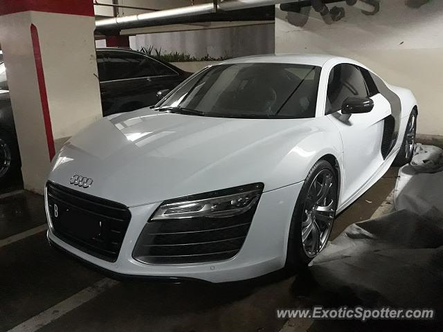 Audi R8 spotted in Tangerang, Indonesia