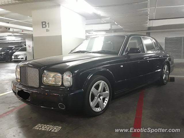 Bentley Arnage spotted in Jakarta, Indonesia