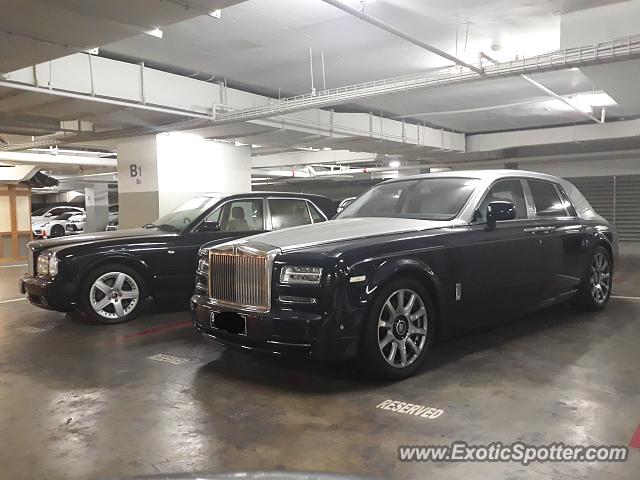 Rolls-Royce Phantom spotted in Jakarta, Indonesia