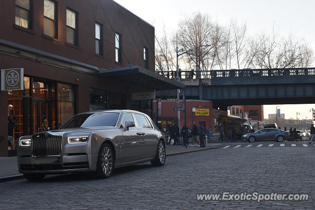 Rolls-Royce Phantom spotted in Manhattan, New York