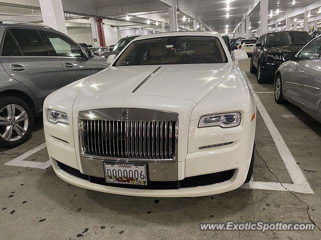 Rolls-Royce Ghost spotted in Tysons corner, Virginia