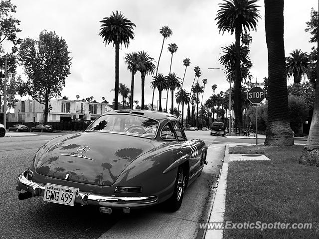Mercedes 300SL spotted in Beverly Hills, California