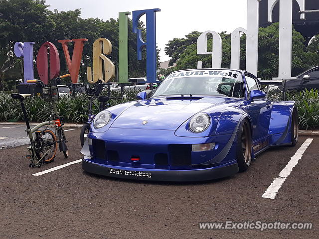 Porsche 911 spotted in Tangerang, Indonesia