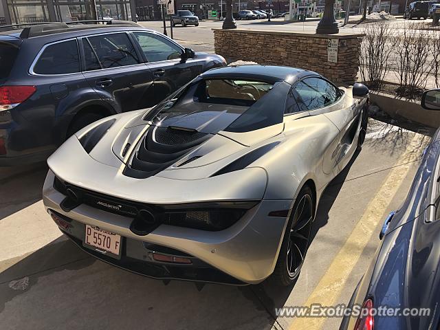 Mclaren 720S spotted in Chicago, Illinois