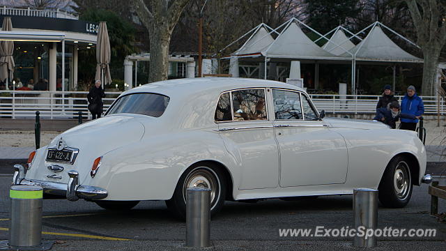 Bentley S Series spotted in Aix-les-bains, France
