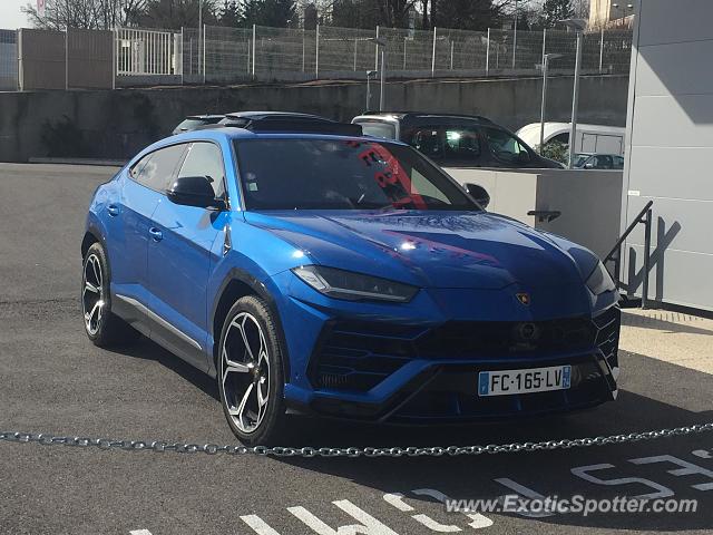 Lamborghini Urus spotted in Annecy, France