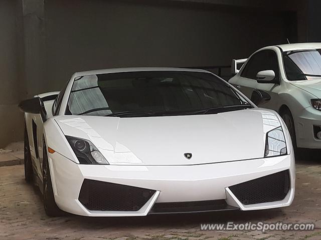 Lamborghini Gallardo spotted in Serpong, Indonesia