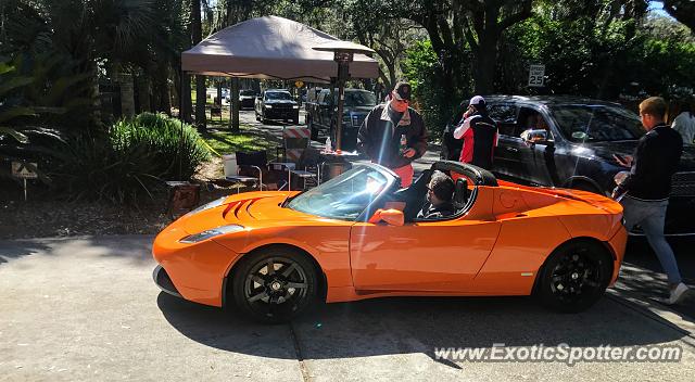 Tesla Roadster spotted in Amelia Island, Florida