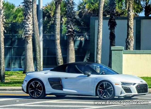 Audi R8 spotted in Jacksonville, Florida