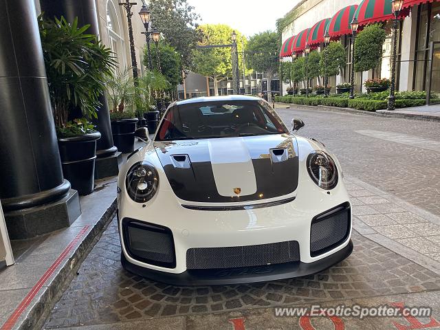 Porsche 911 GT2 spotted in Beverly Hills, California