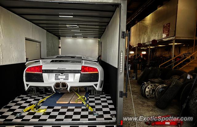 Lamborghini Murcielago spotted in Des Moines, Iowa