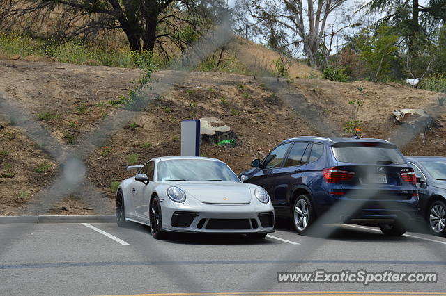 Porsche 911 GT3 spotted in Los Angeles, California