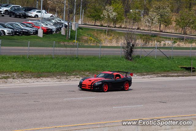Dodge Viper spotted in Wayzata, Minnesota