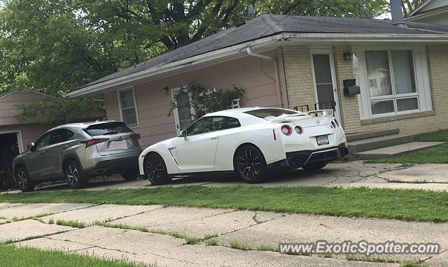 Nissan GT-R spotted in Des Moines, Iowa