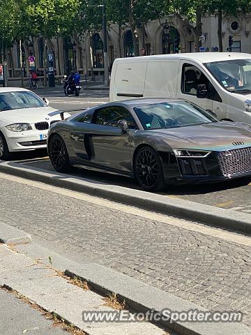 Audi R8 spotted in PARIS, France