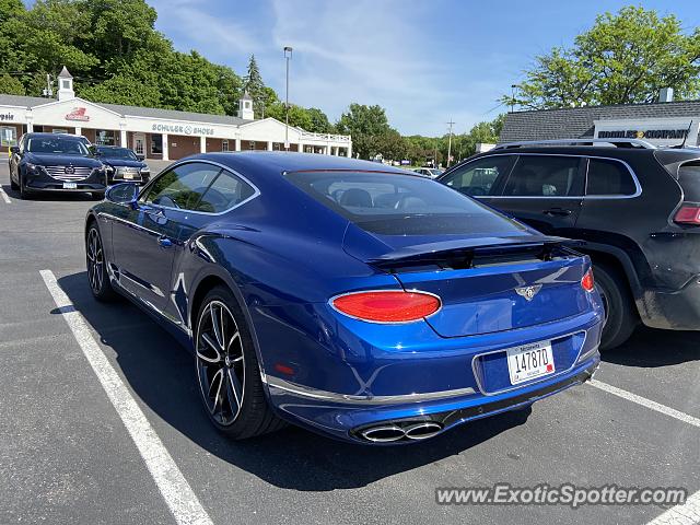 Bentley Continental spotted in Wayzata, Minnesota