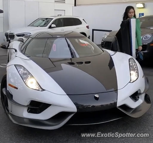 Koenigsegg Regera spotted in Beverly Hills, California