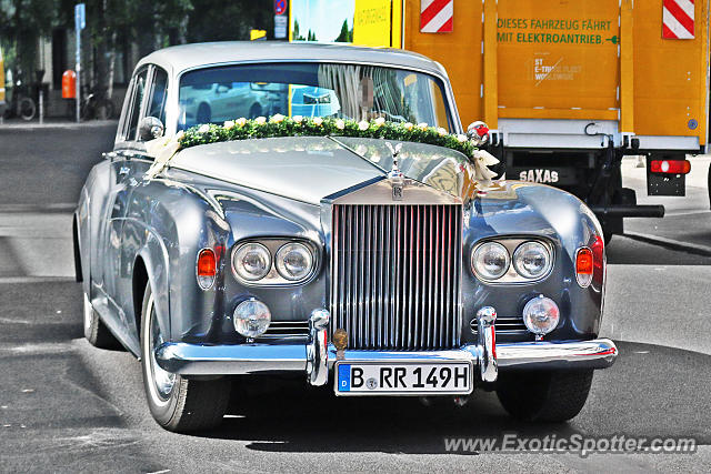 Rolls-Royce Silver Cloud spotted in Berlin, Germany