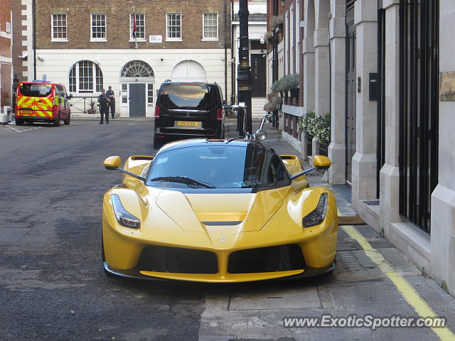 Ferrari LaFerrari spotted in London, United Kingdom