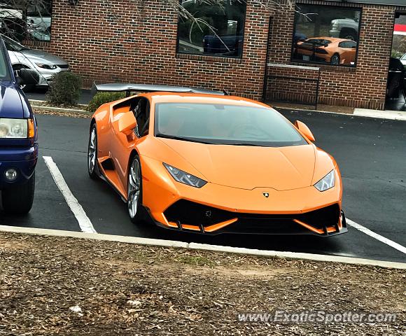 Lamborghini Huracan spotted in Raleigh, North Carolina