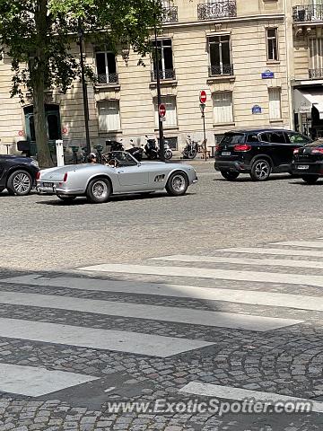 Ferrari 250 spotted in PARIS, France