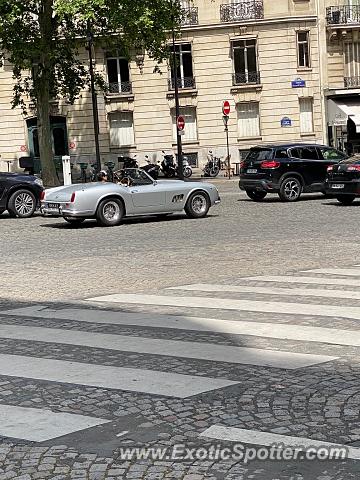 Ferrari 250 spotted in PARIS, France
