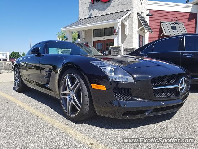Mercedes SLS AMG spotted in Cleveland, Ohio