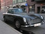 Aston Martin DB4