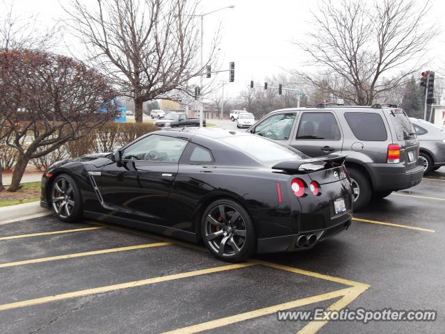 Nissan Skyline spotted in Lake Zurich, Illinois