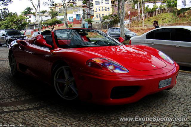 Ferrari 360 Modena spotted in São Paulo, Brazil