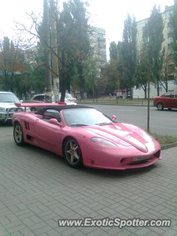 Ferrari 360 Modena spotted in Kiev, Ukraine